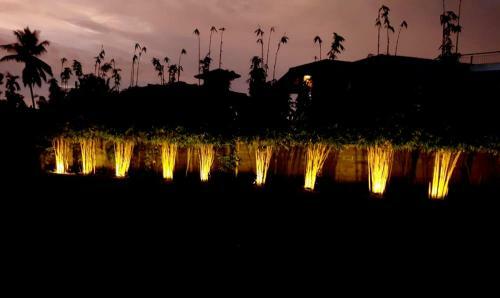 Hotel Kanora Lake Resort