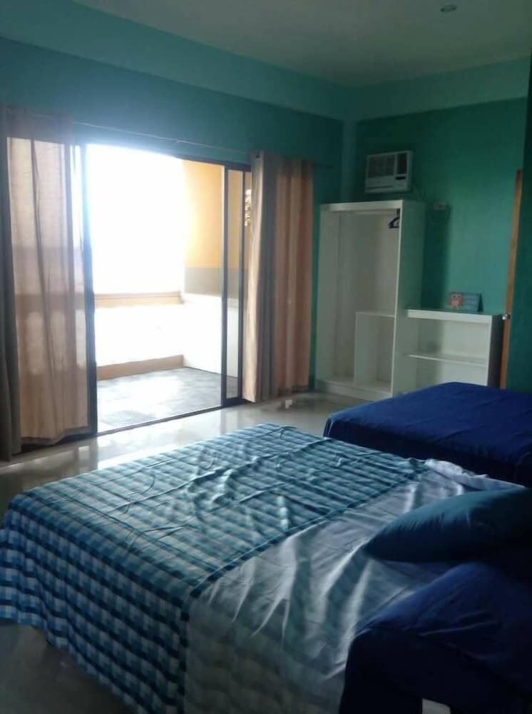 Hotel C - Side