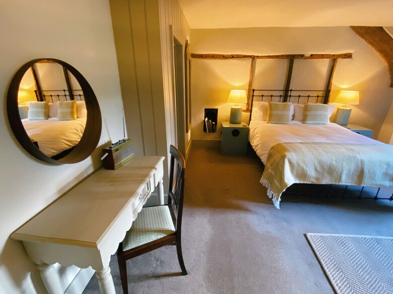 Bed & Breakfast Cross Lane House