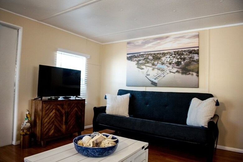 Chokoloskee Island Park And Marina