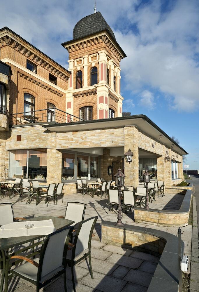 Hotel-restaurant Wacht Am Rhein