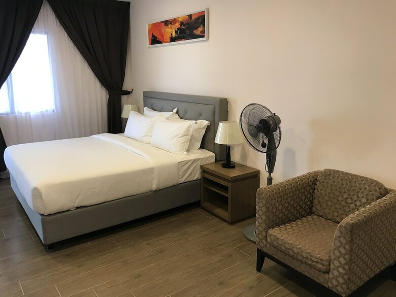 Hotel Lotus Seaview Beach Resort & Spa