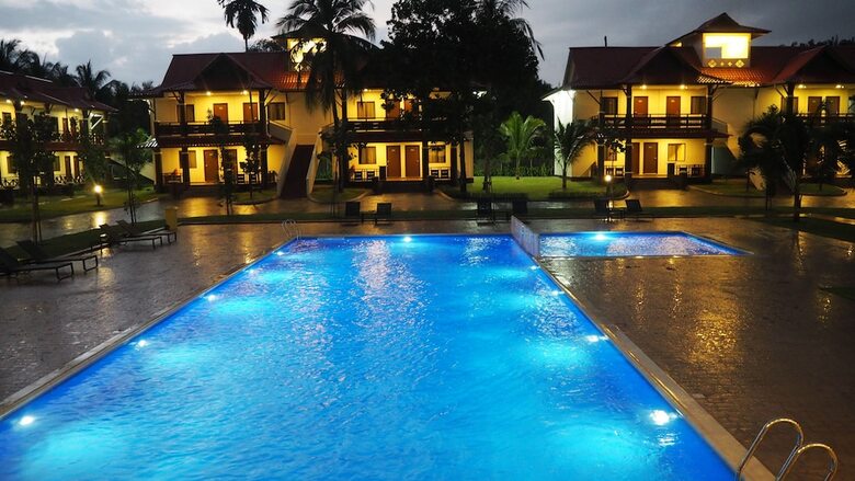 Hotel Lotus Seaview Beach Resort & Spa