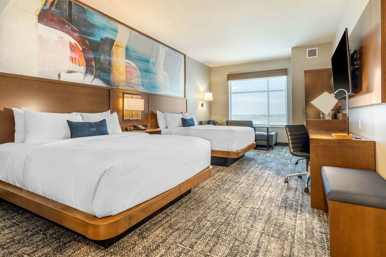 Cambria Hotel Bettendorf - Quad Cities