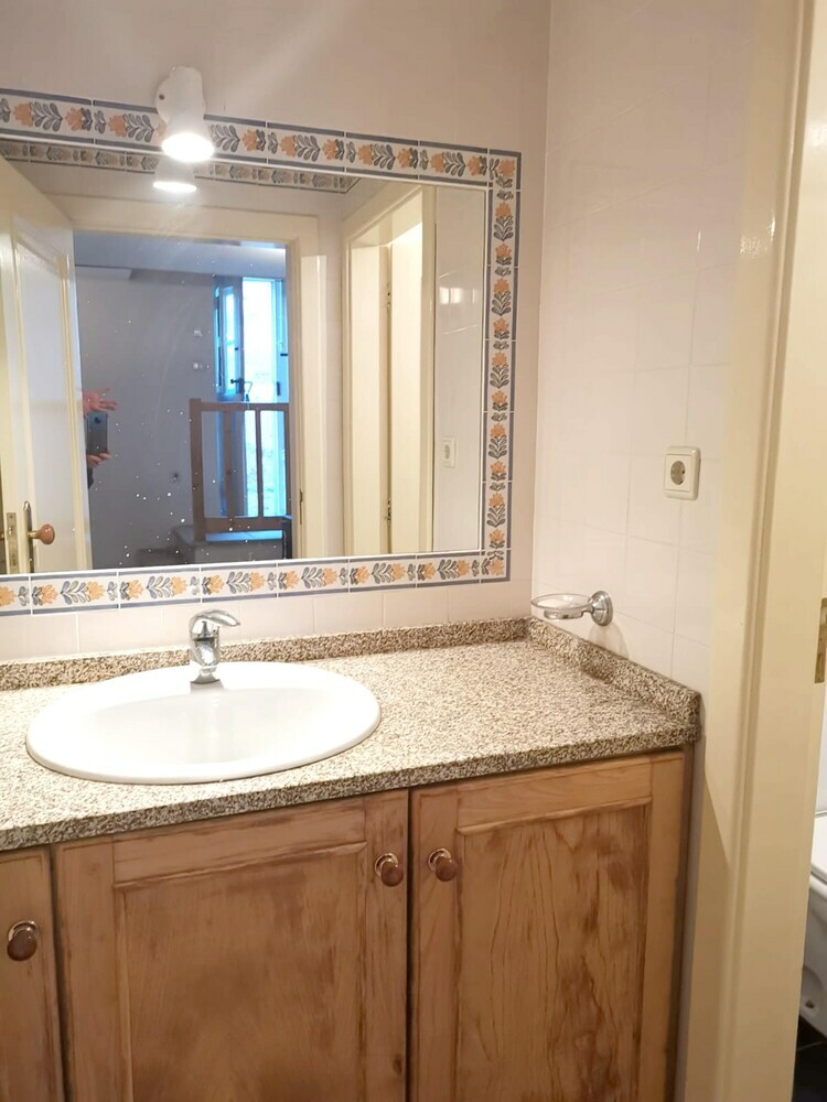 Apartment With One Bedroom In Valpedre, With Shared Pool And Terrace