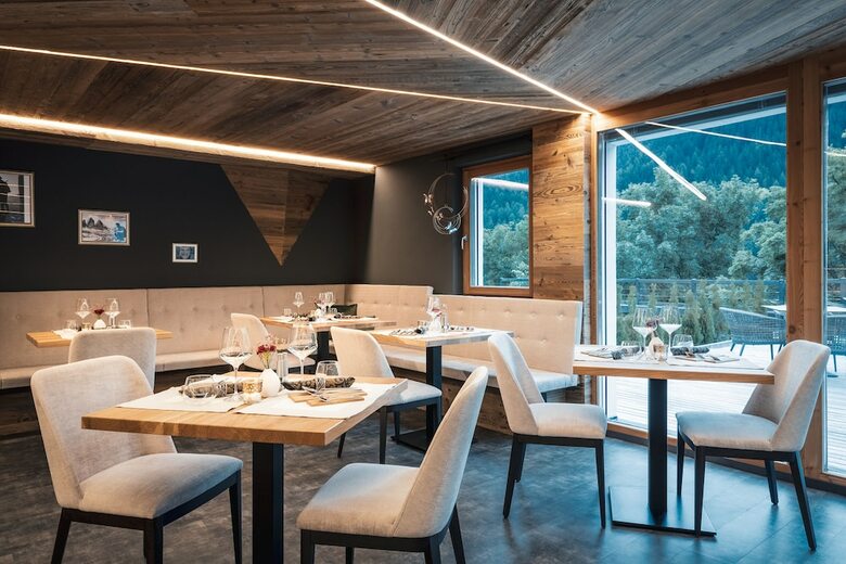 Apartamentos Les Dolomites Mountain Lodges