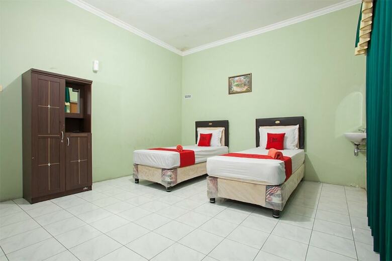 Hotel Reddoorz Syariah @ Janti Malang