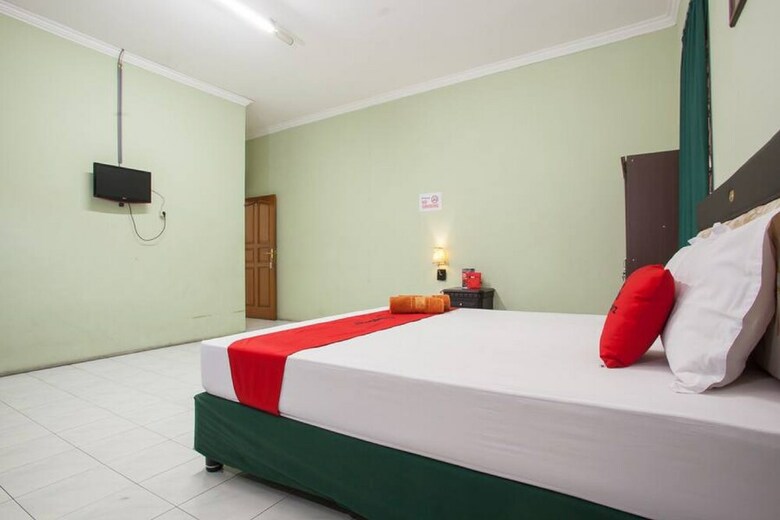Hotel Reddoorz Syariah @ Janti Malang