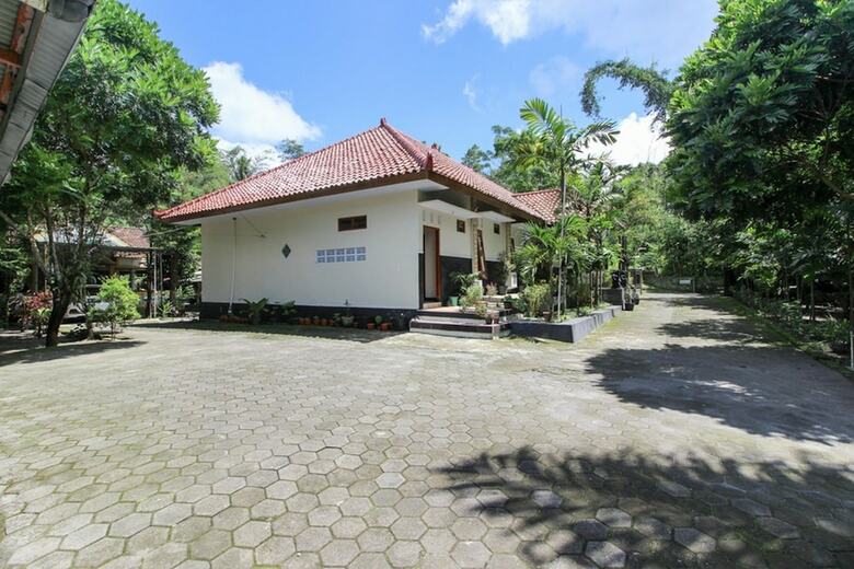 Hotel Reddoorz Near Museum Gunung Merapi
