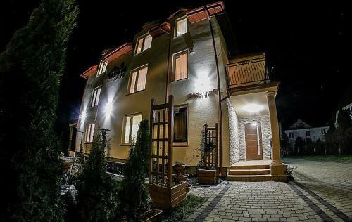 Hostal Toskania Pokoje Goscinne