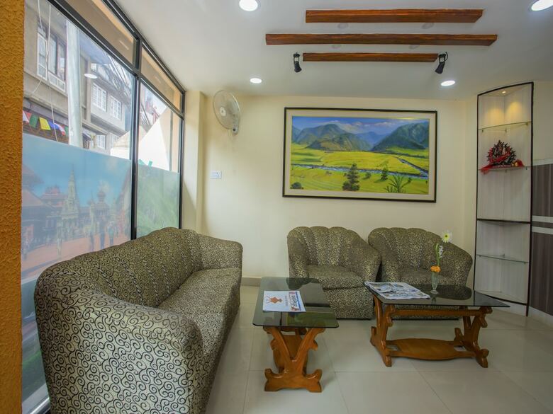 Oyo 297 Hotel Aayam