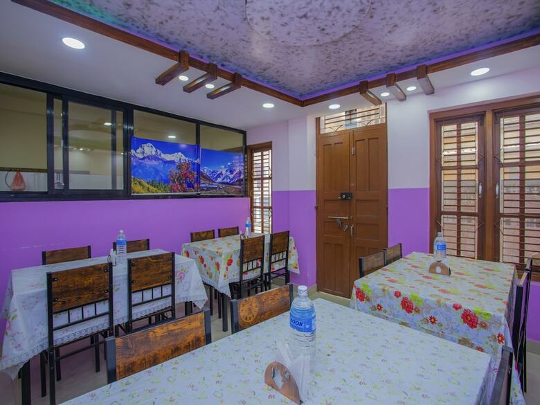 Oyo 297 Hotel Aayam