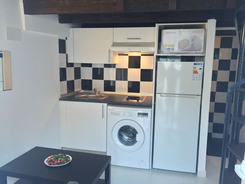 Apartamentos Estudio Cercano A Plaza Castilla Cba1