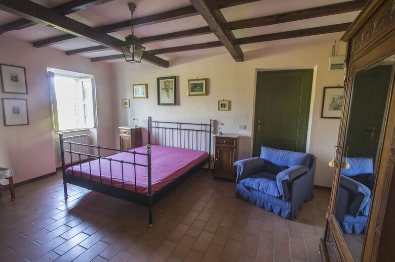 Coriana Apartments & Villas
