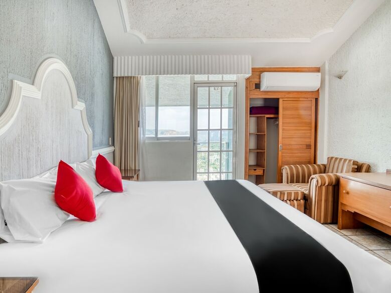 Capital O Hotel Y Spa Posada Mirador