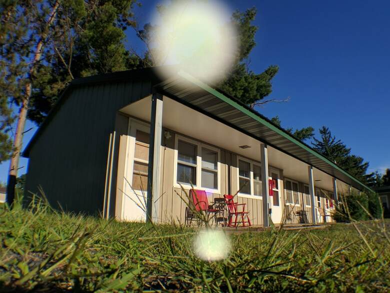 Balsam Lake Motel