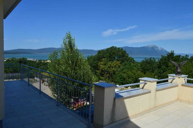 Apartamentos Blue Lake Luxury Accommodation