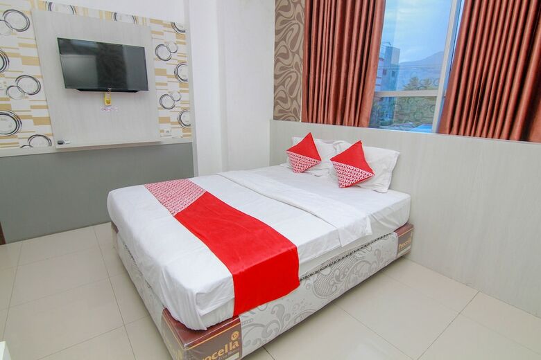 Oyo 861 R Four Hotel