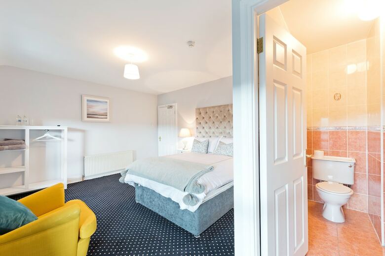 Hotel The Hatch Cavan
