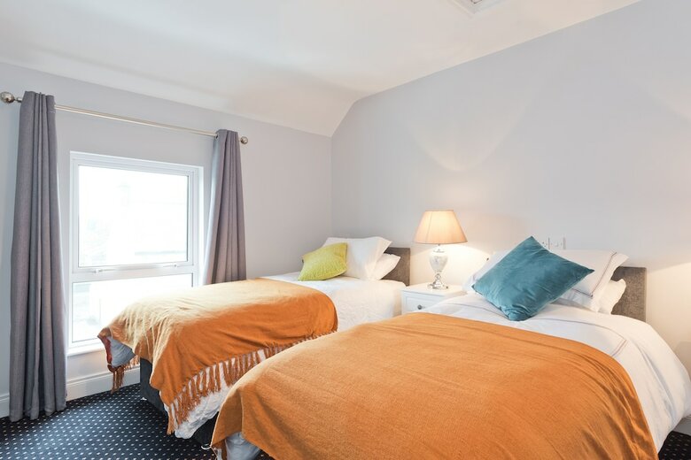 Hotel The Hatch Cavan
