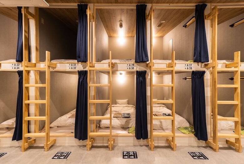 Hostal Ikidane Cyclist Hostel & Cafe Shimanami