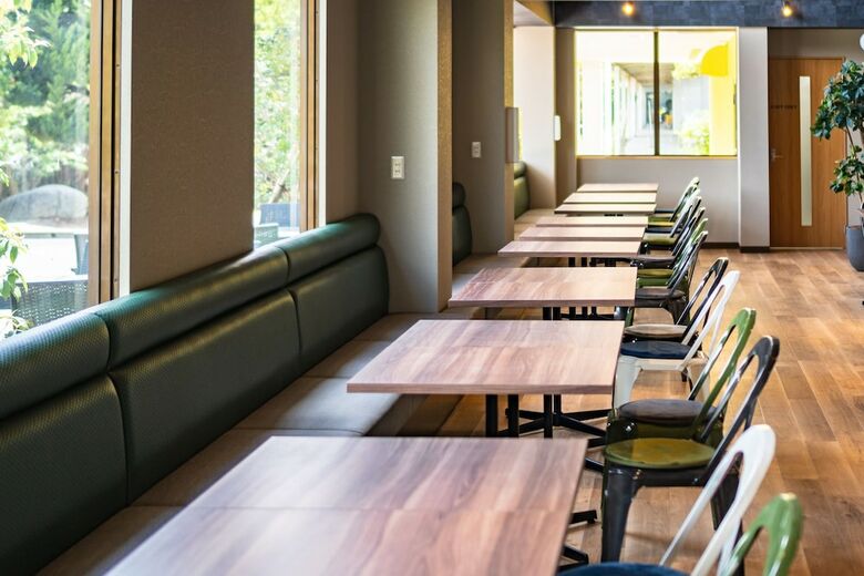 Hostal Ikidane Cyclist Hostel & Cafe Shimanami