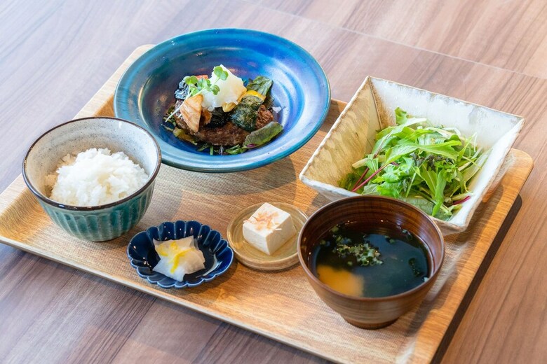 Hostal Ikidane Cyclist Hostel & Cafe Shimanami