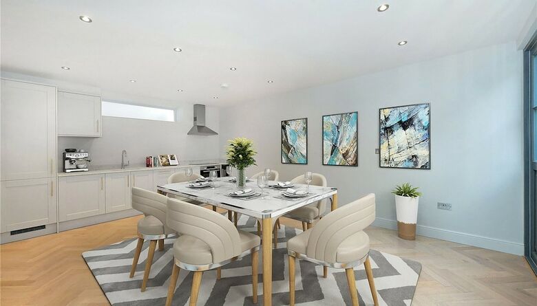 Rainsford Mews By Lime Street