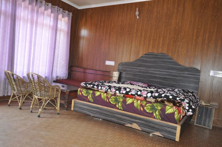 Hotel Garden Cottage & Restaurant