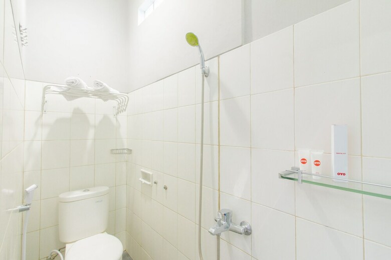 Hotel Oyo 871 Aira Costel