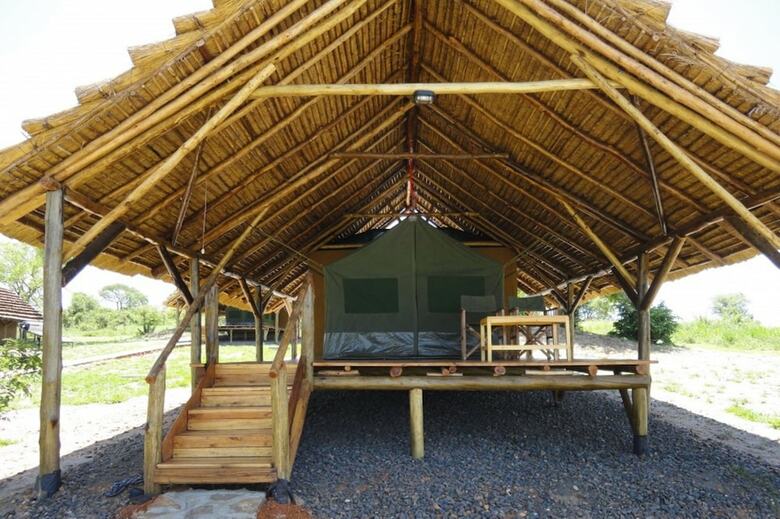 Posada Bwana Tembo Safari Lodge