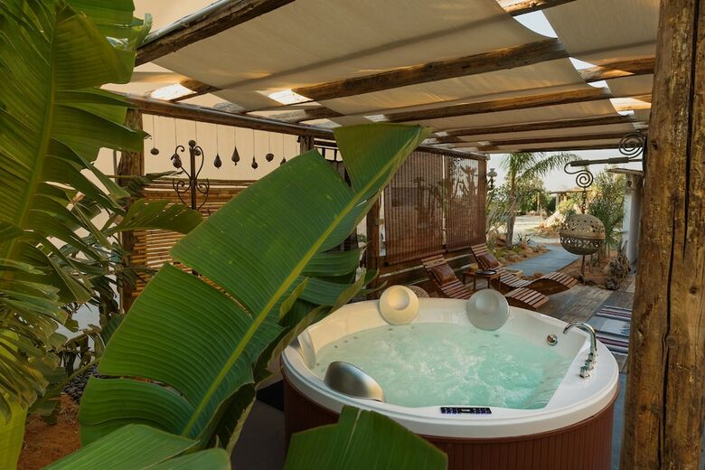 Bed & Breakfast Naturarte Suites