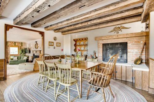 County Road Home 1761