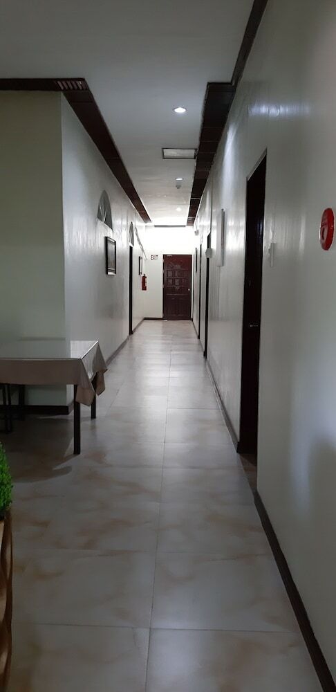 Jones Place Hotel