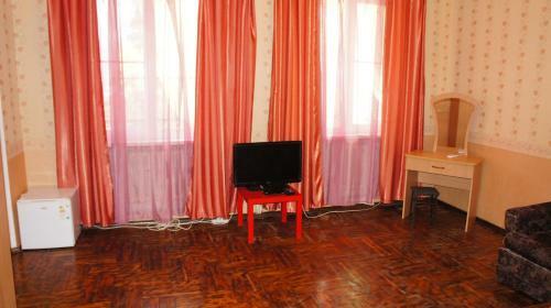 Hostal Lukomorye In Alakhadze Guest House
