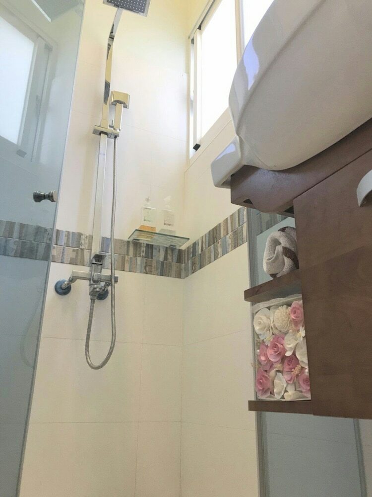 Bed & Breakfast Straybirds Bnb
