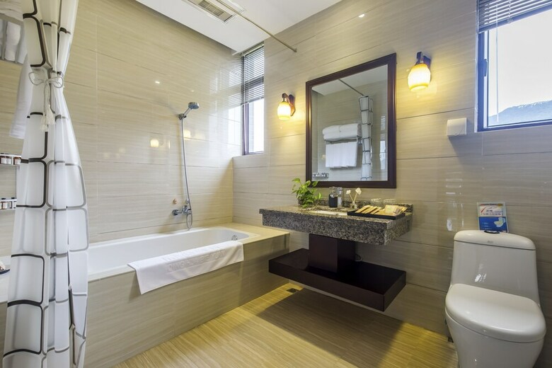 Guilin Pingle Tsinghua Villas