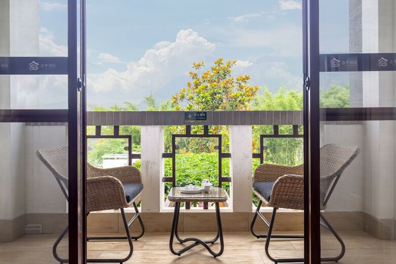 Guilin Pingle Tsinghua Villas