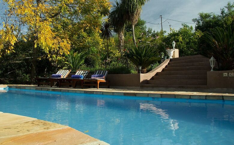 Hotel Lumley's Place Guest House