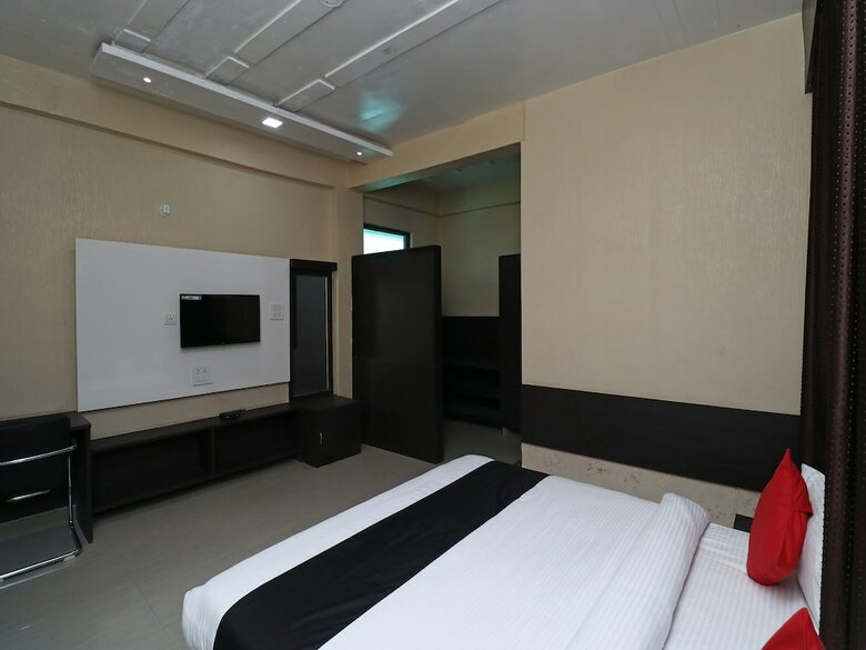 Hotel Capital O 30857 The Kd Resort