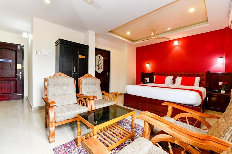 Hotel Oyo 28276 Harshavardhana Inn