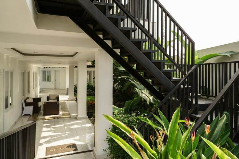 Hotel Reddoorz Plus Near Exit Toll Puncak 2