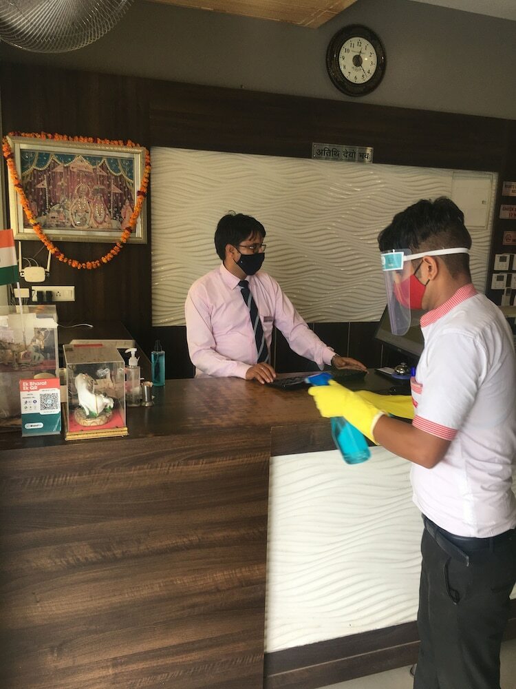 Hotel Highway Prince