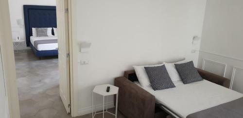 Hostal Palazzo Balsamo Suites