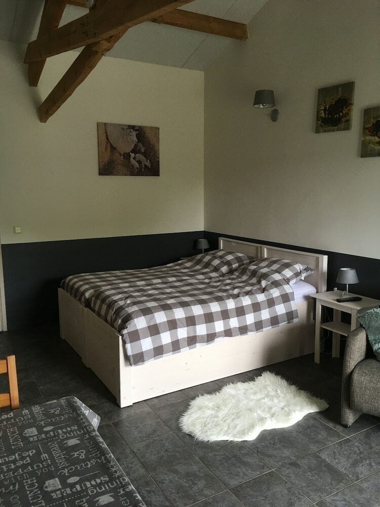 Weibos Bed & Breakfast