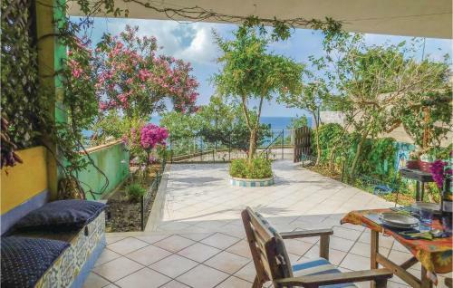 Two-bedroom Apartment In Parghelia