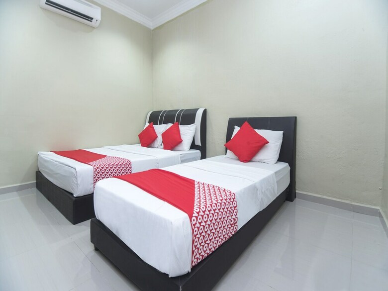 Hotel Oyo 1180 Village View Motel