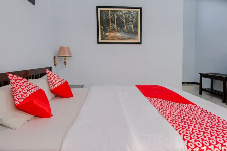Hostal Oyo 926 Hotel Nugraha