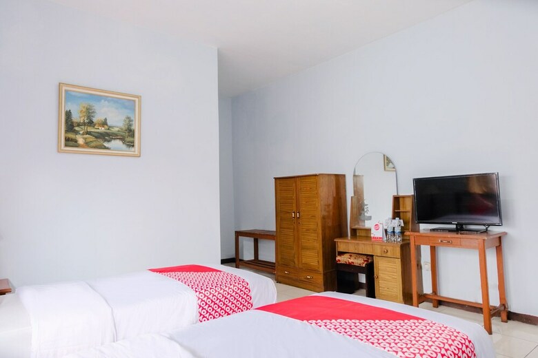 Hostal Oyo 926 Hotel Nugraha