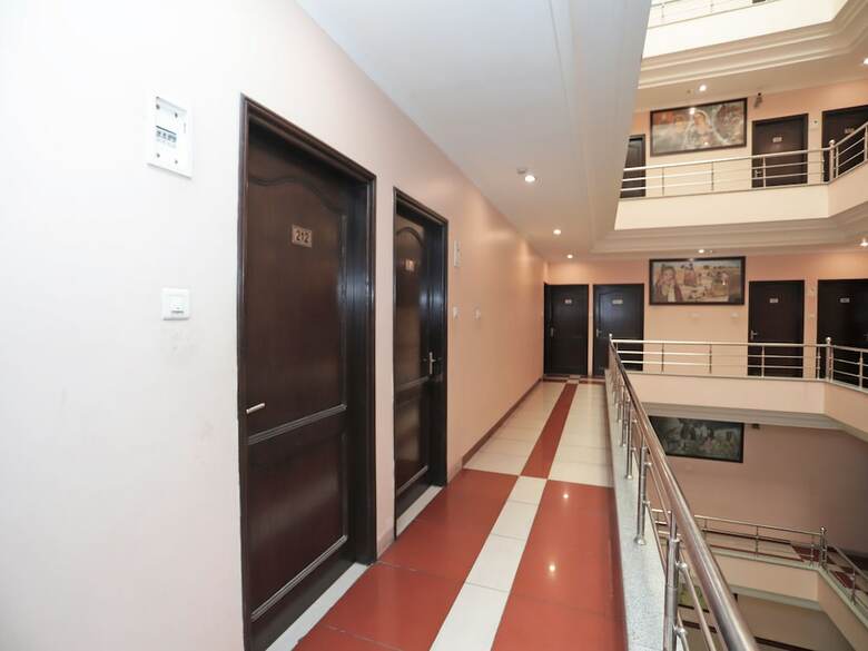 Capital O 40539 Hotel Triputi